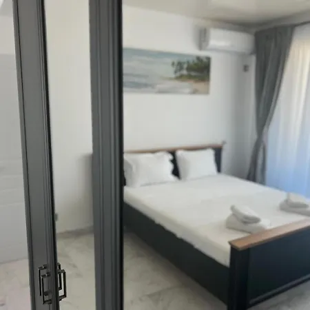 806 B2 Almar Luxury Residence-renting & Free Pool-family Апартаменты *