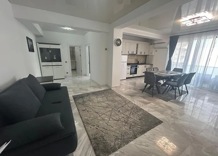 Apartment 806 B2 Almar Luxury Residence-renting & Free Pool-family *