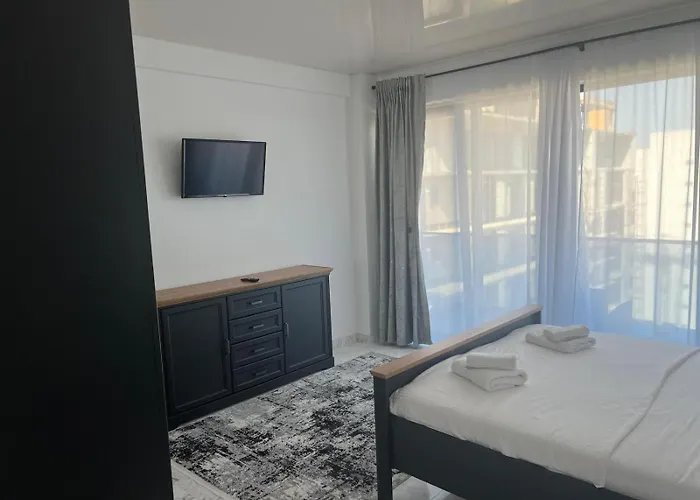 806 B2 Almar Luxury Residence-renting & Free Pool-family *