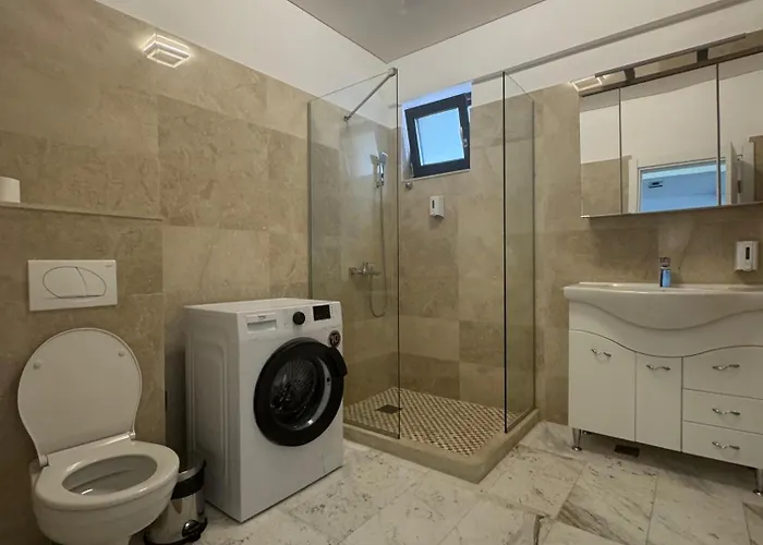 Apartman 806 B2 Almar Luxury Residence-renting & Free Pool-family